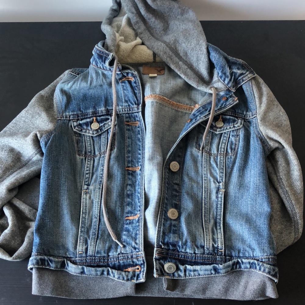 American Eagle Hooded Jean Jacket